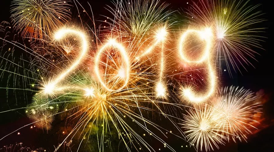 Лечебно-диагностическая клиника поздравляет всех с наступающим Новым годом!
