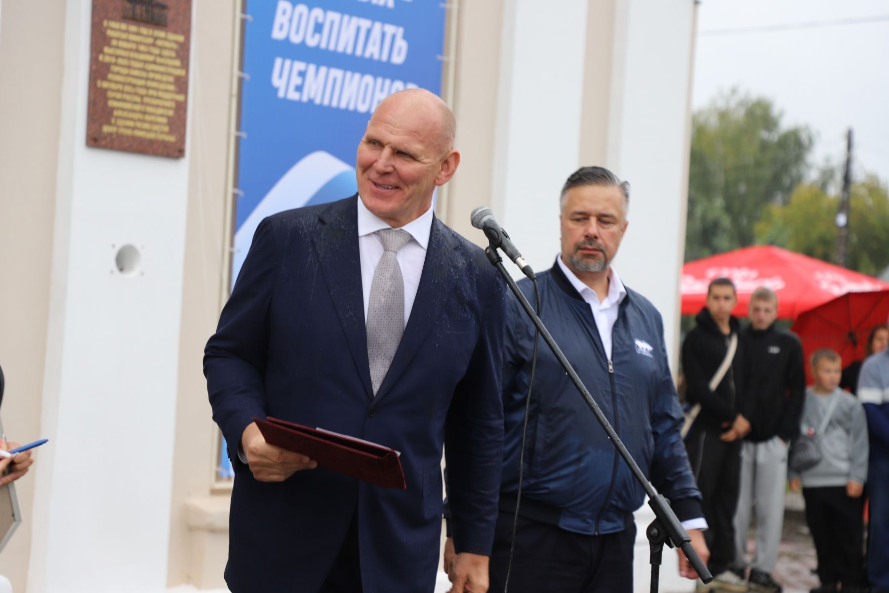 Александр Карелин, сенатор РФ, Герой России, трехкратный победитель Олимпийских игр