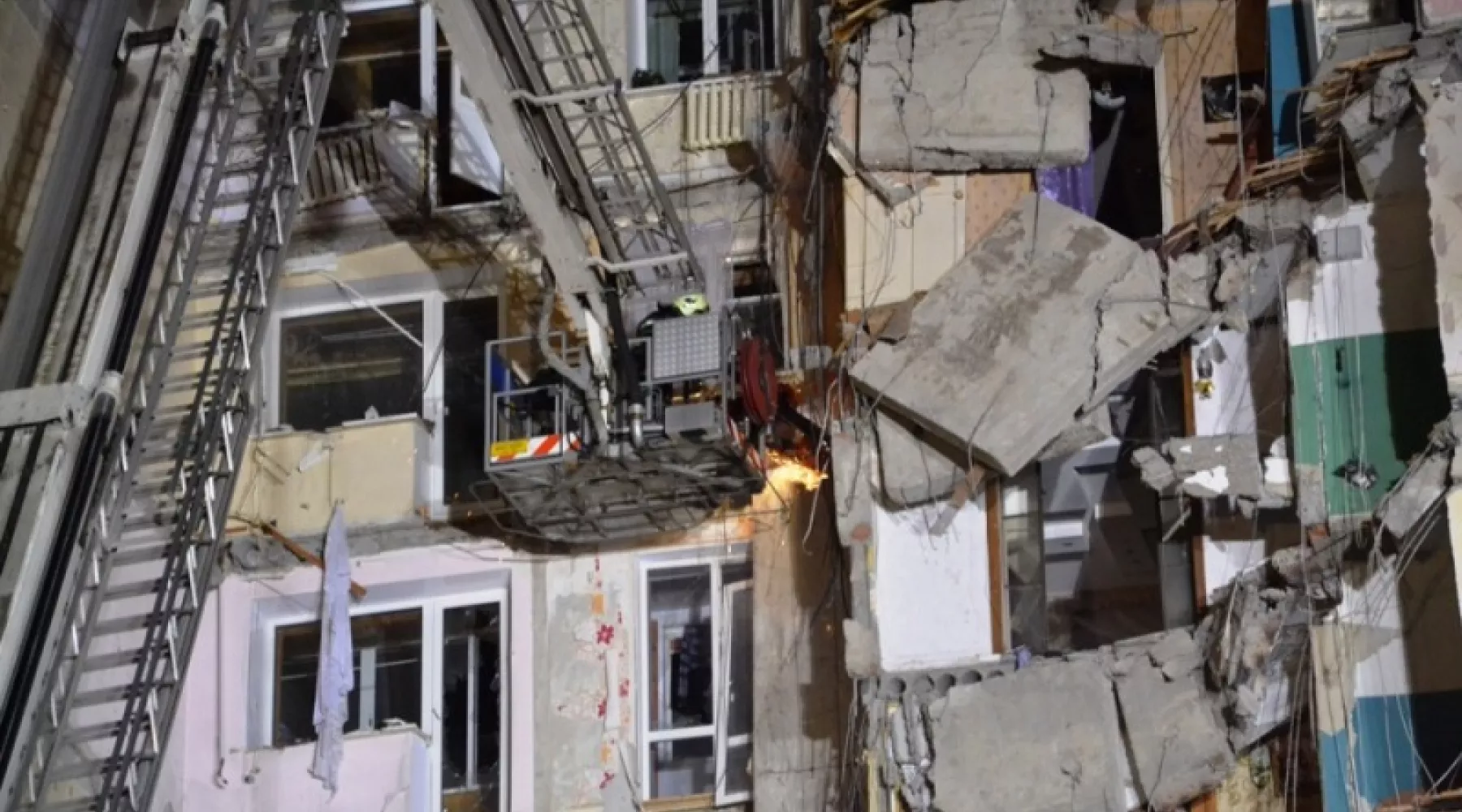 Число погибших в Магнитогорске увеличилось до тридцати семи 