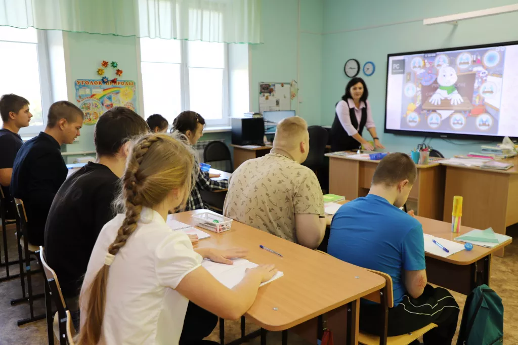 Российские школьники в 2026/27 учебном году будут отдыхать на день меньше - Информационный портал "Бийский рабочий", 24.10.2026