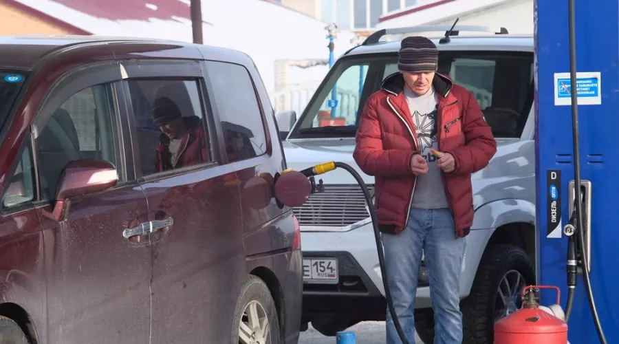 Цены на бензин в Алтайском крае поползли вверх