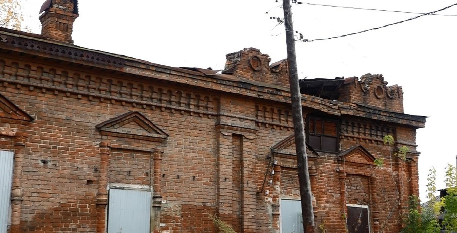 В Бийске рухнул купол исторического особняка Кричевцева