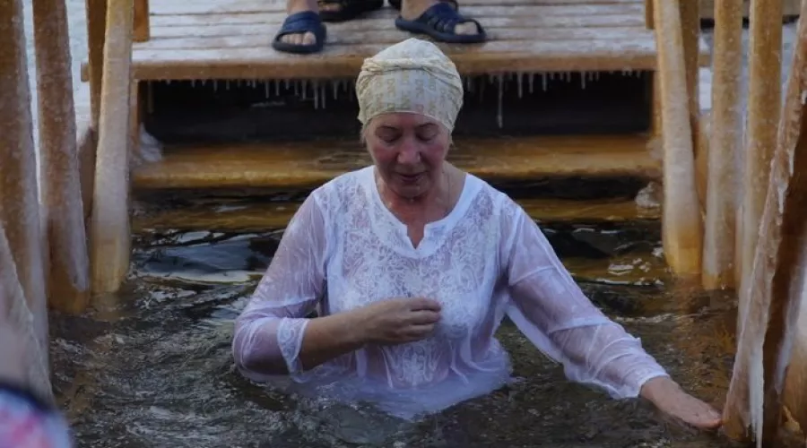 Холод противопоказан: как не заболеть, окунувшись в крещенскую купель