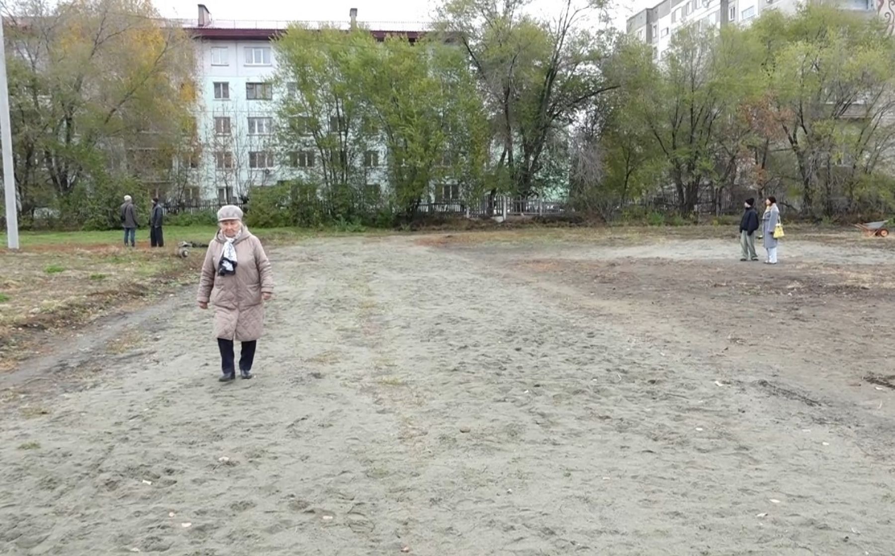 Стадион - это пространство не только для спорта, но и неспешных прогулок