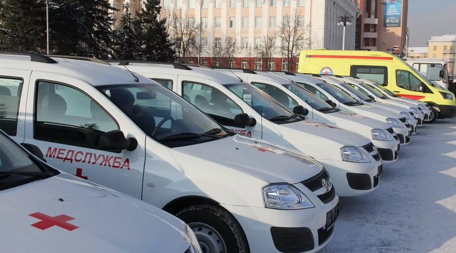 Алтайские больницы получили новые автомобили