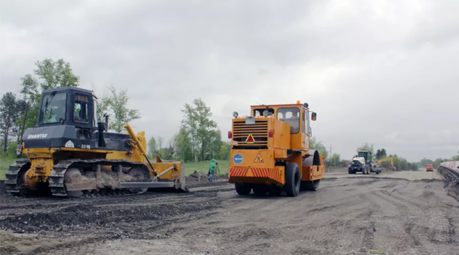 Более 900 км дорог приведут в нормативное состояние в Алтайском крае в этом году