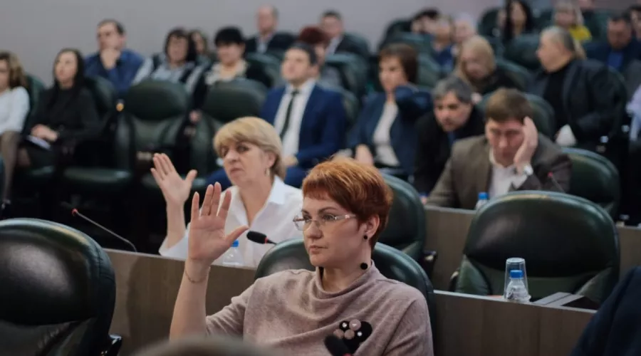 Более 400 тысяч рублей заплатят новому члену аппарата Думы Бийска