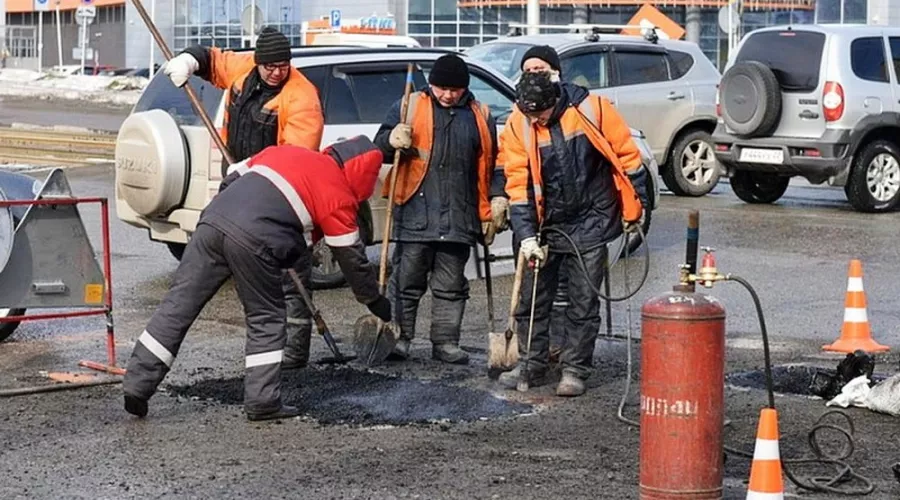 Дорожная служба Барнаула открыла строительный сезон 