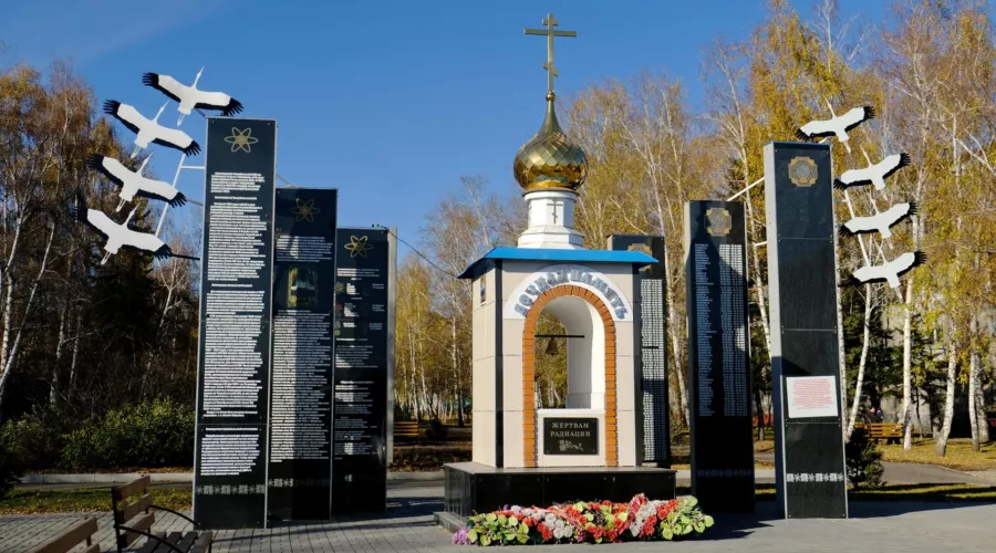 Обновленный мемориал в память о бийских чернобыльцах откроют в конце апреля 