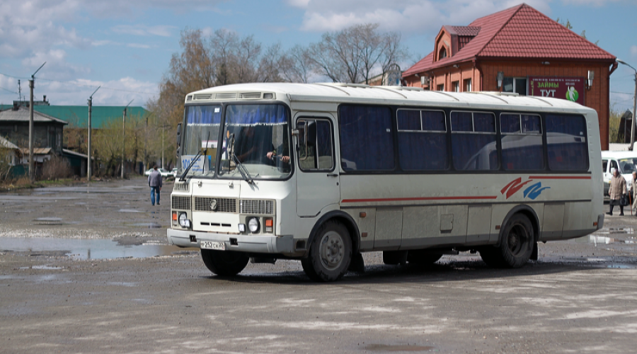 Автобус городской бийск. Назаровские автобусы. Бийские автобусы. Автобусы Назарово. Автобусы Бийск.