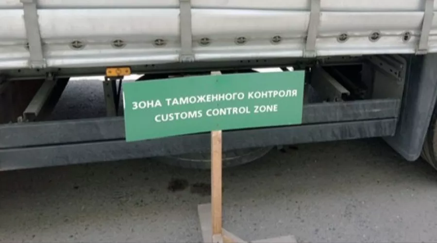 Более 70 тонн непроверенных продуктов пытались ввезти в Алтайский край 