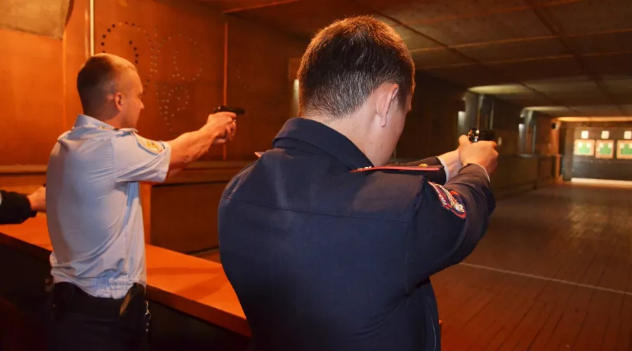 Соревнования по стрельбе среди полицейских состоялись в Бийске 