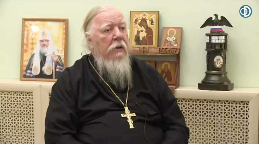 Служитель Русской православной церкви заявил, что женщины глупее мужчин 