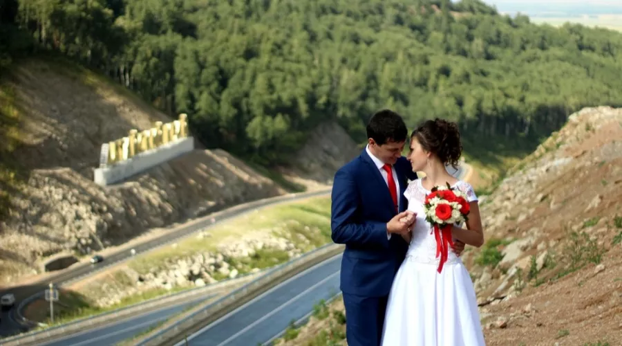 Это документ, между прочим: россияне считают обязательным вступление в брак