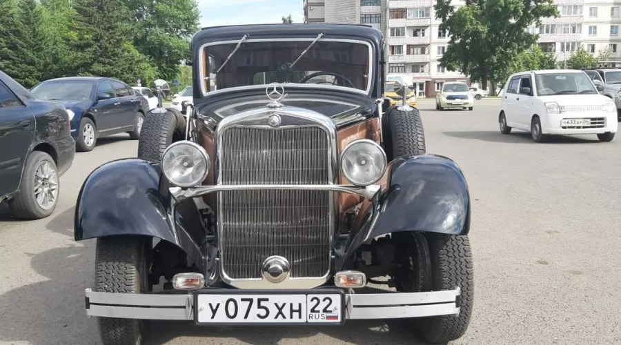 Как у Штирлица: репликар на Mercedes-Benz 1935 года продается в Бийске