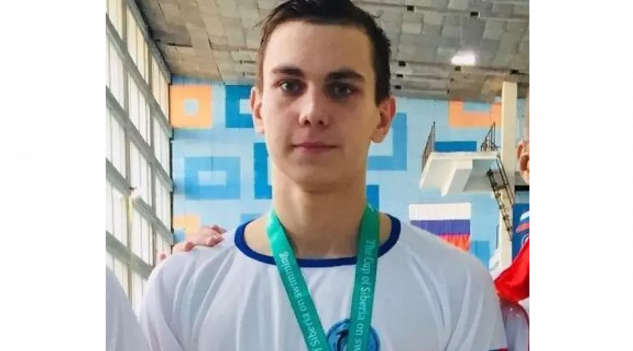 Первую дистанцию на XV Европейском Олимпийском фестивале проплыл Илья Шилкин 