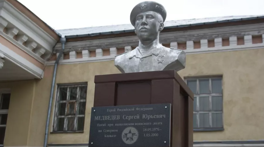 Имена бойцов легендарной 6-й роты ВДВ увековечат в Алтайском крае 