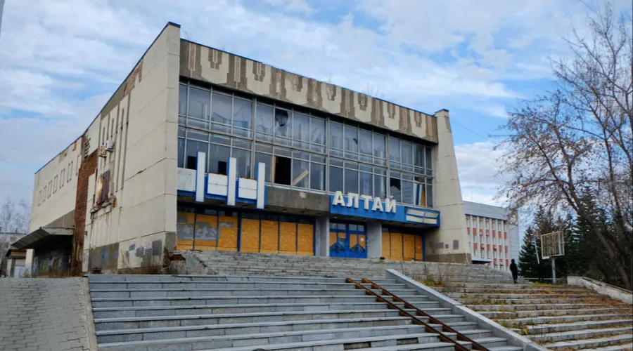 Собственники бийского кинотеатра «Алтай» отказались обеспечить его безопасность