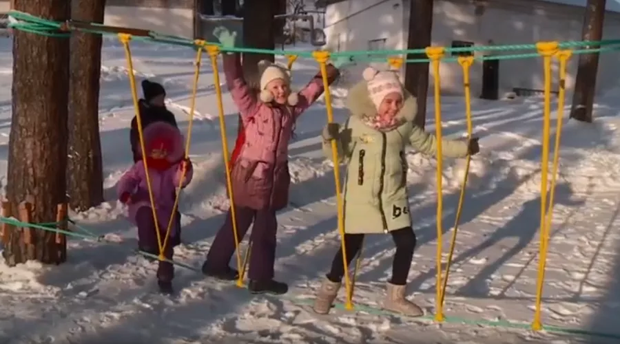 Веревочный парк открылся на территории бийского Дома детского творчества