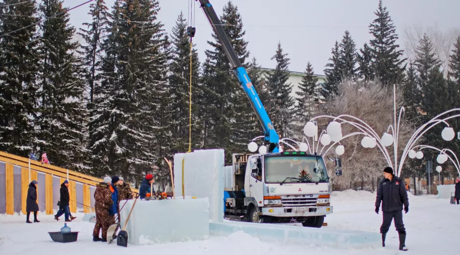 Снежный городок на АБ украсят ледяные скульптуры 