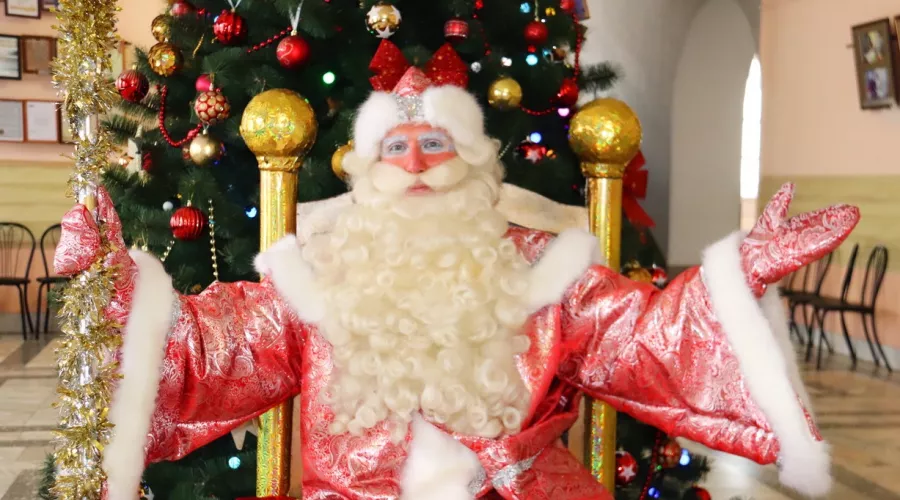 Будни Деда Мороза: главный новогодний волшебник поделился секретами мастерства