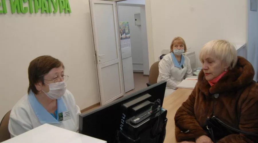 Все взрослые поликлиники в Алтайском крае работают по новому расписанию