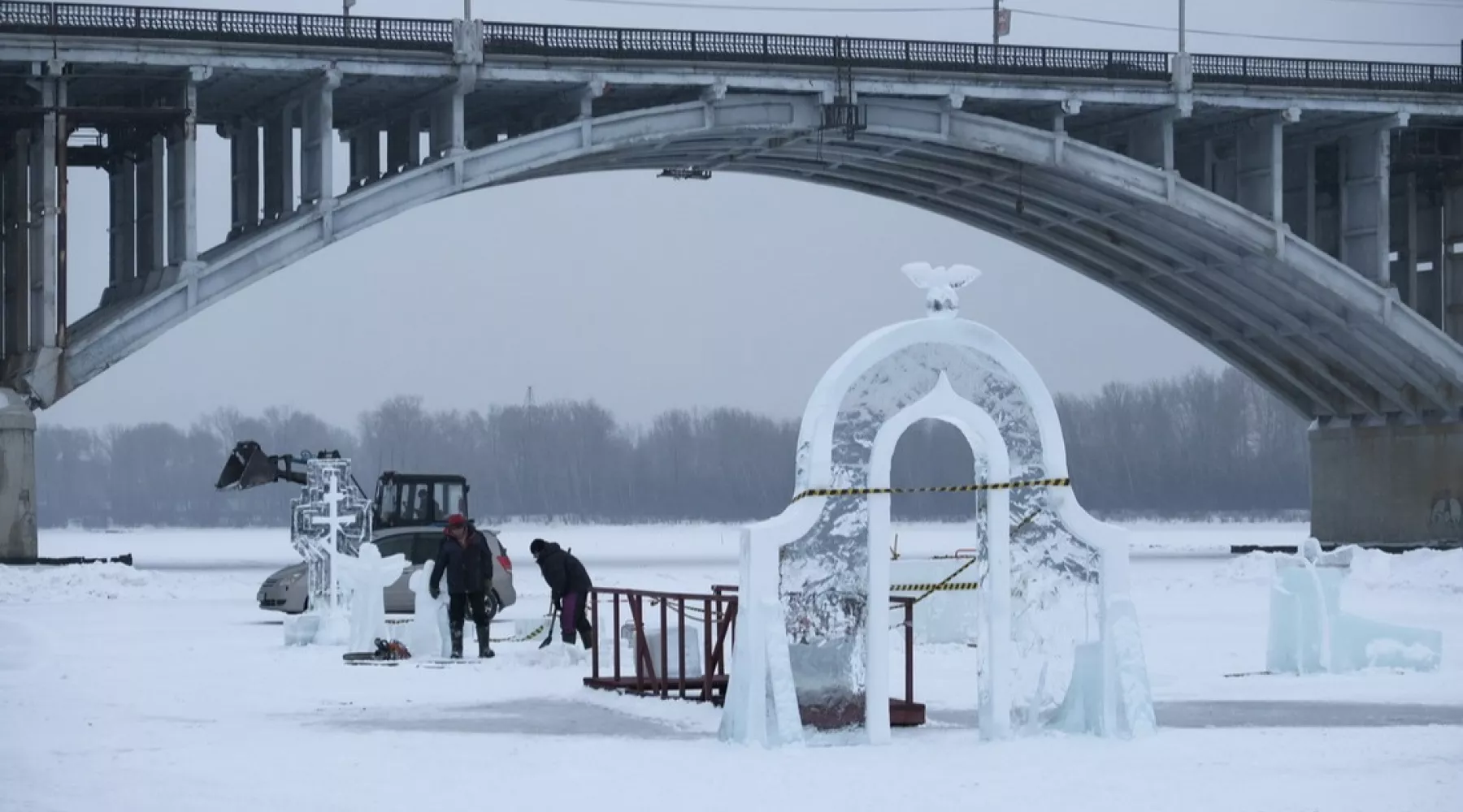 Стало известно, когда будет готова крещенская купель на Бии