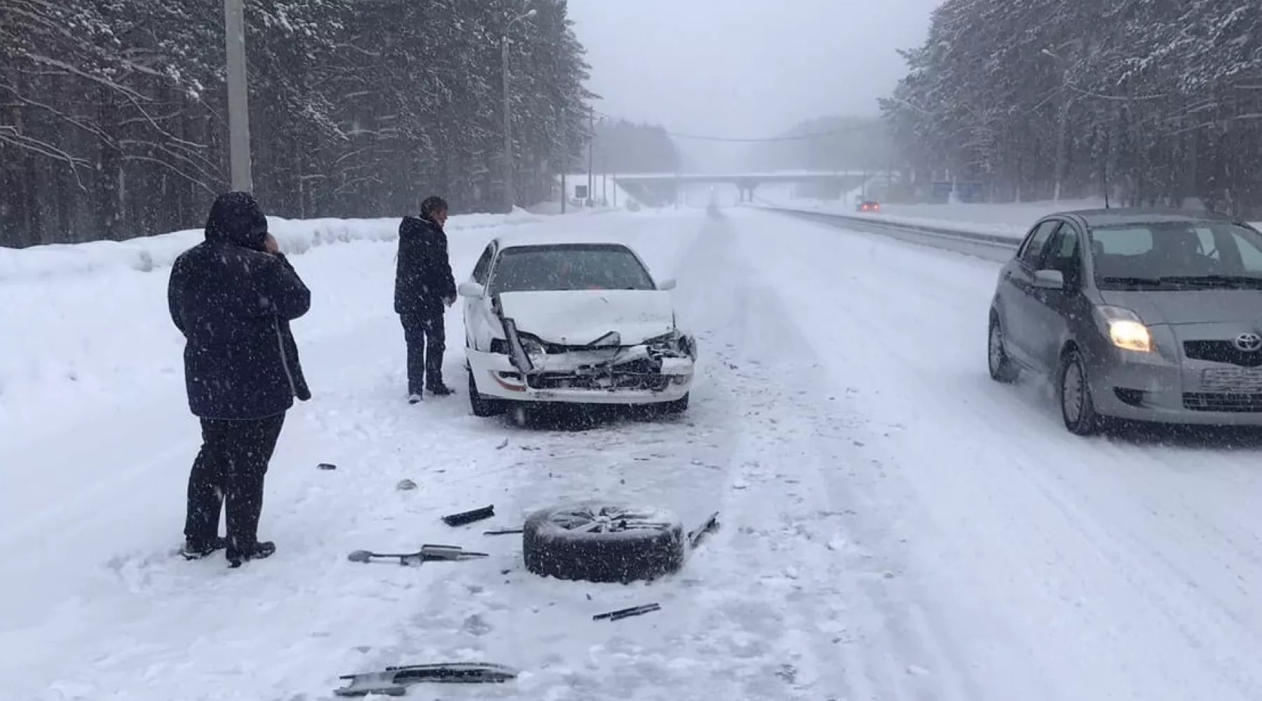 Оперативное вмешательство позволило избежать массового ДТП на выезде из Бийска 