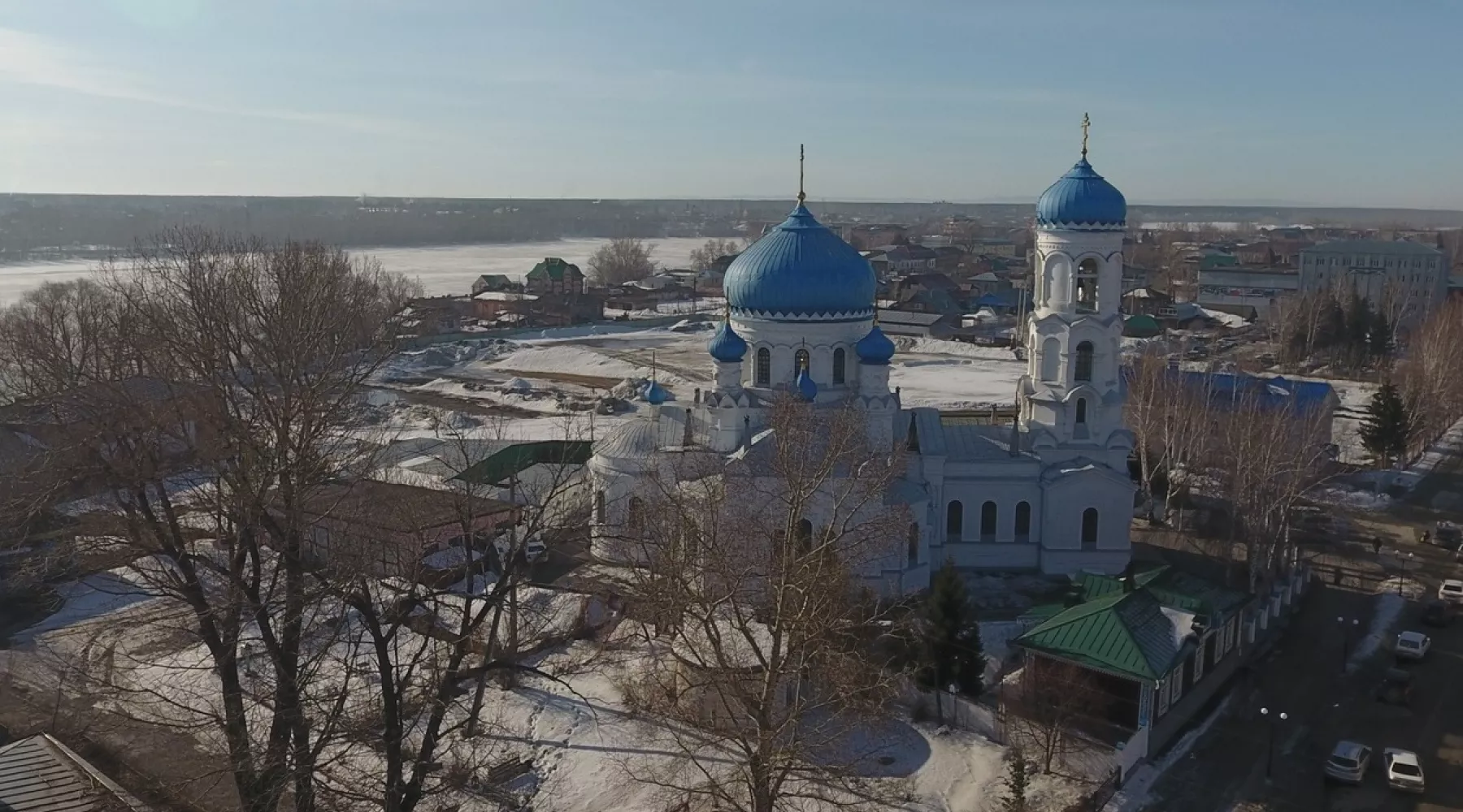 Ветер и осадки в Алтайском крае принесут похолодание до -16 градусов 