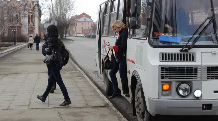 Городской транспорт Бийска изменит расписание работы с 30 марта 