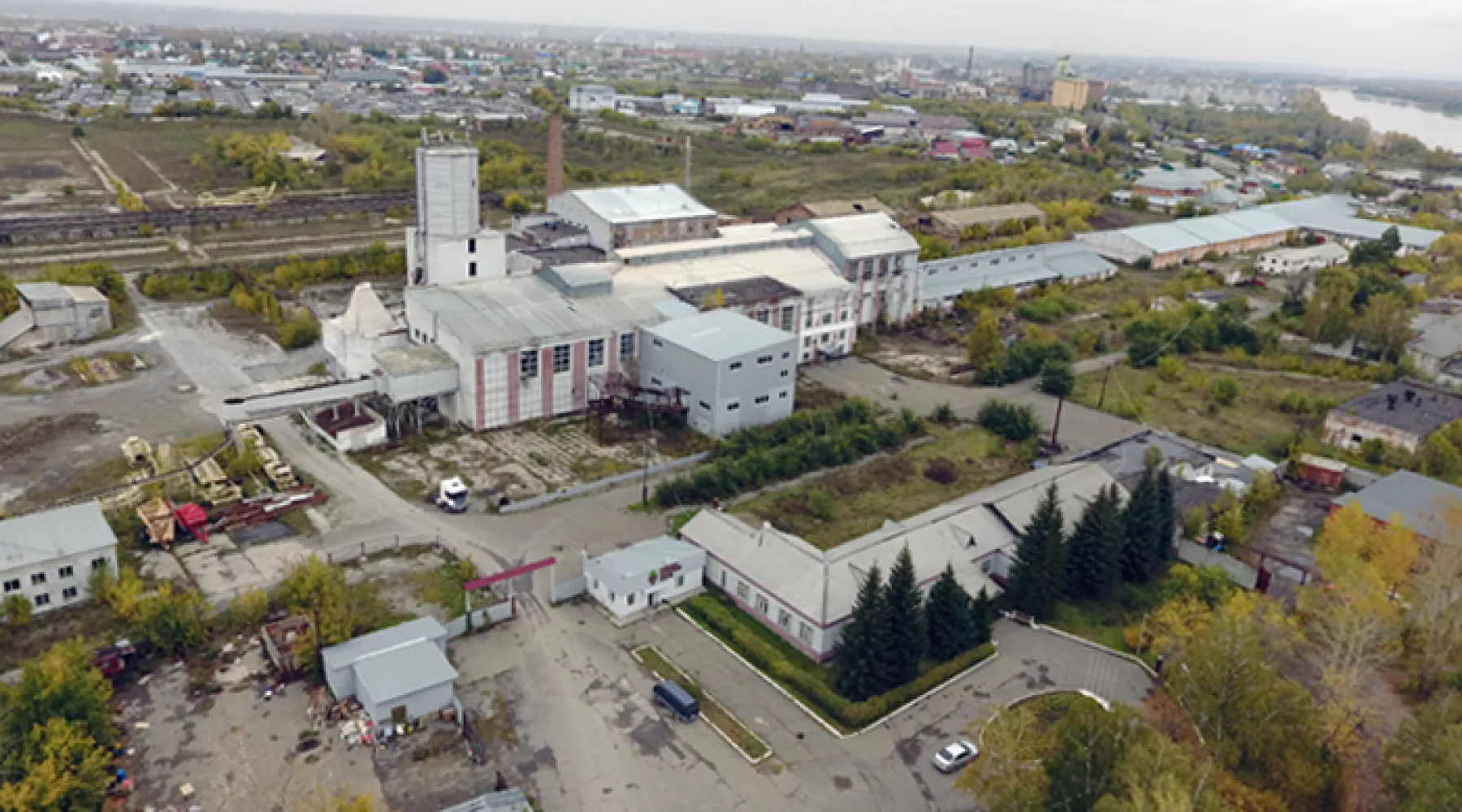 Кто владел и как пытался запустить производство на сахарном заводе в Бийске