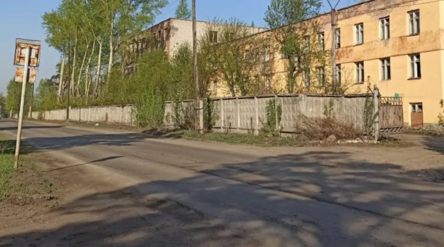 Дума Бийска списала здания военного городка почти на 14 млн рублей