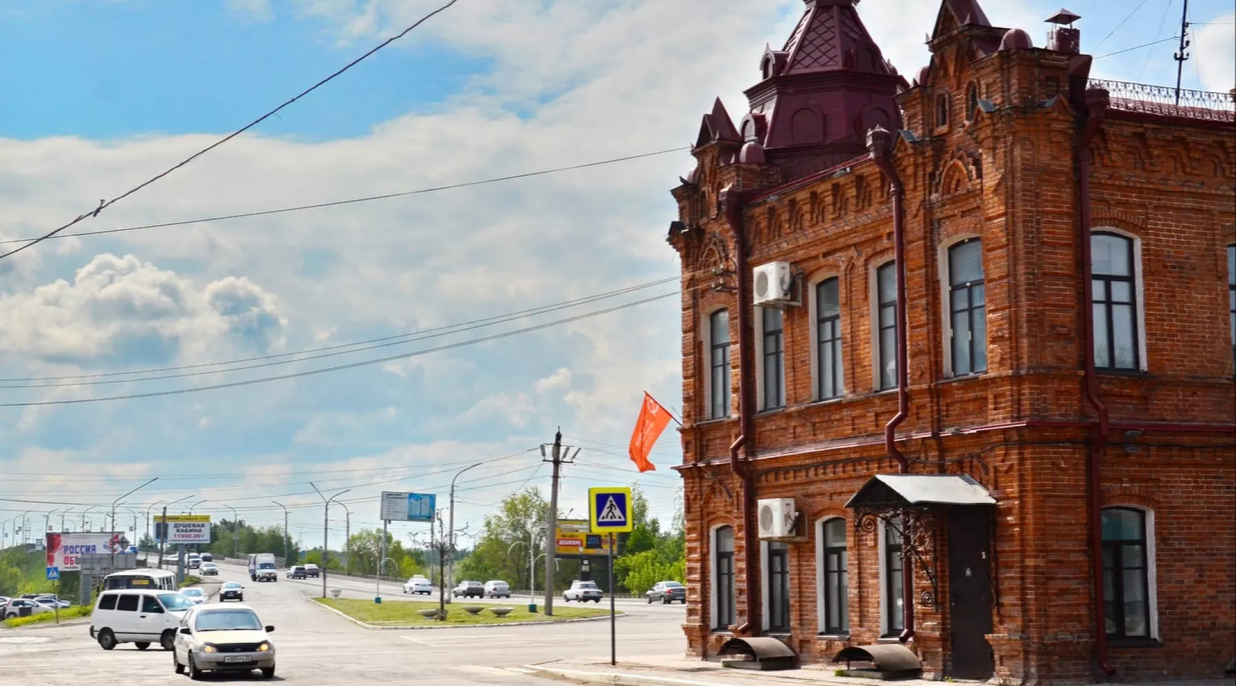 Город празднует победу: как Бийск украшают к 9 мая