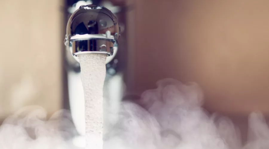 Тёпленькая пошла: в Бийске возобновили горячее водоснабжение в 402 дома
