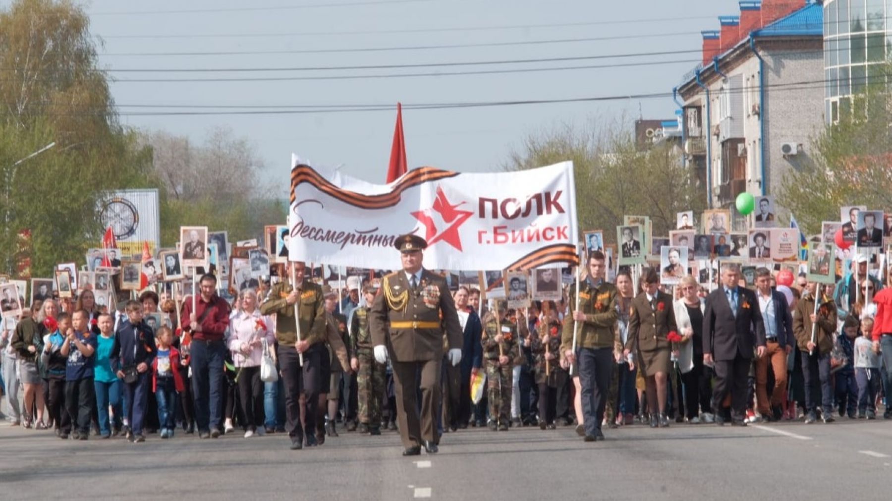 До пандемии шествие «Бессмертного полка» было одним из основных событий Дня Победы