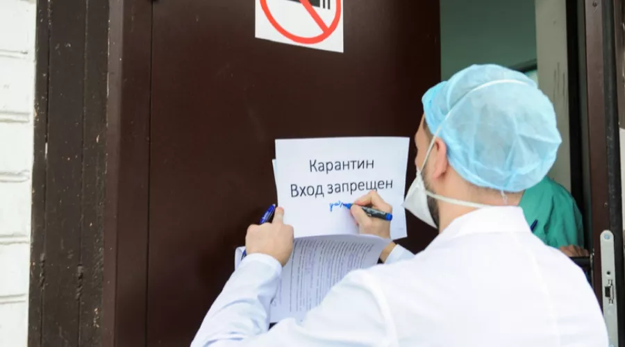 Больницы Алтайского края пока не откроют для плановой помощи