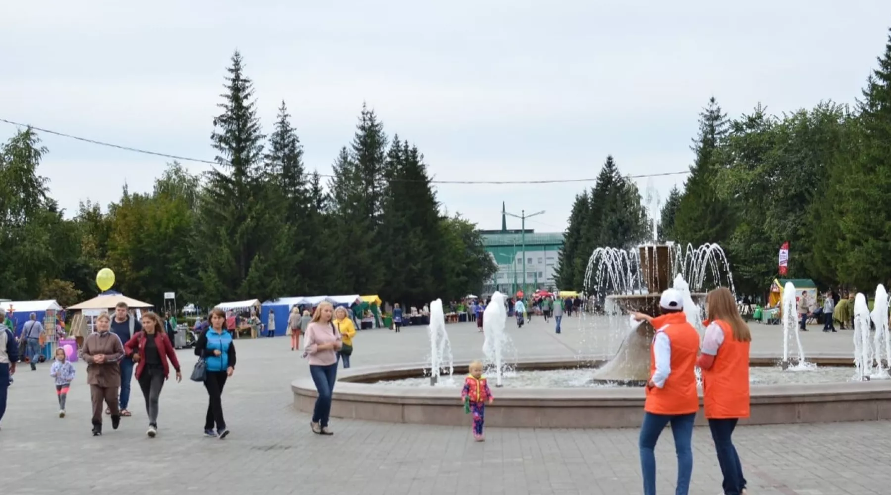 Ярмарка с аттракционами будет работать на Петровском бульваре до конца сентября