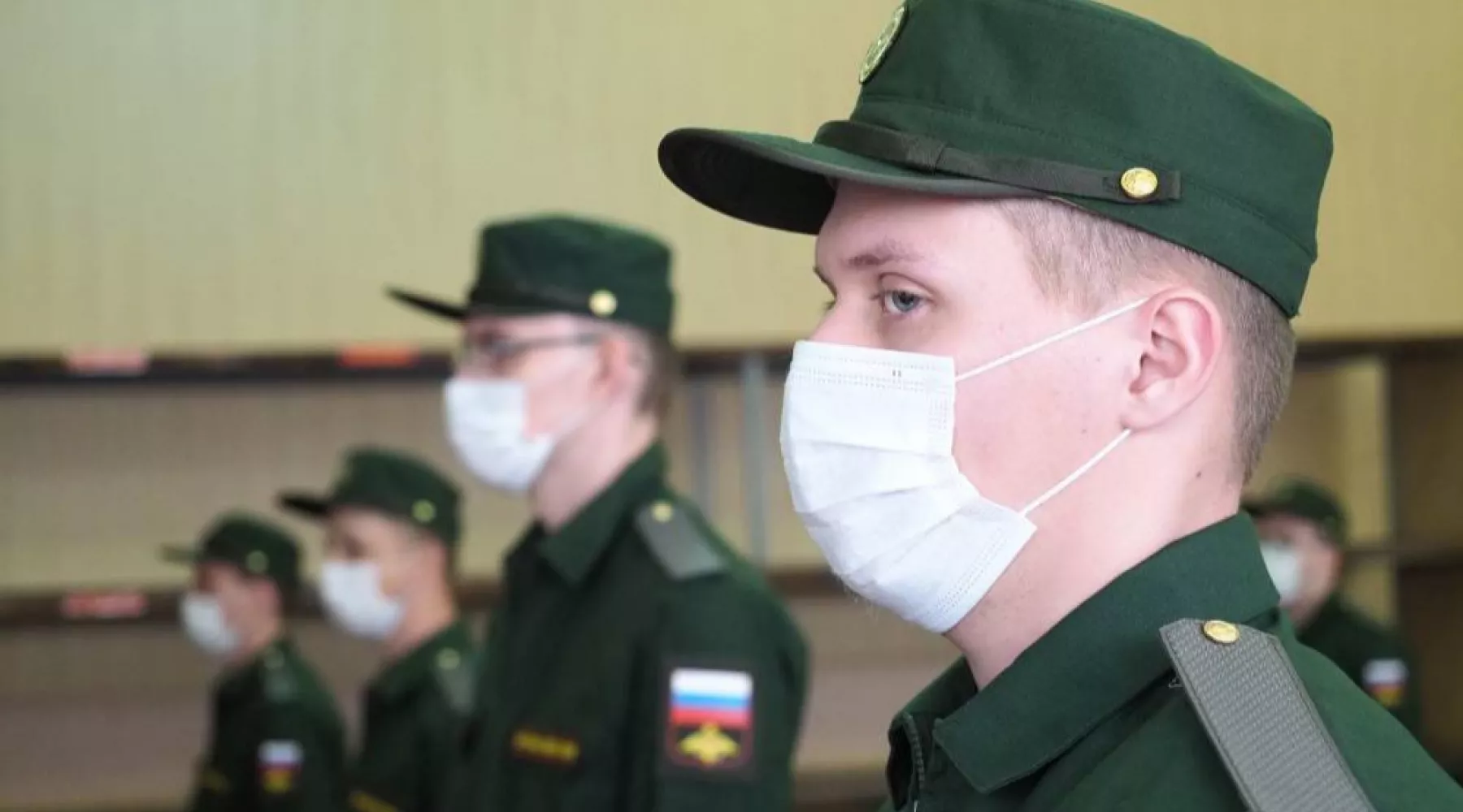 10 призывников Алтайского края оказались больны коронавирусом