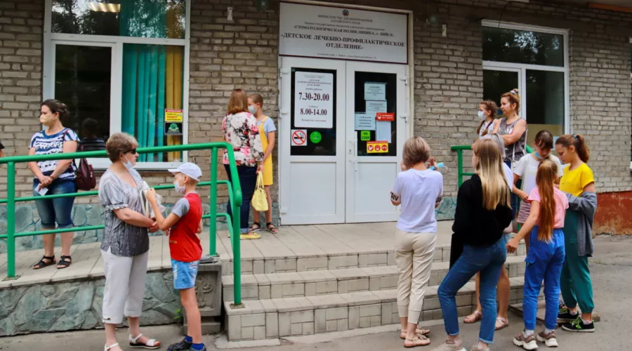 Коронавирус в России и на Алтае: коротко о ситуации на 17 августа