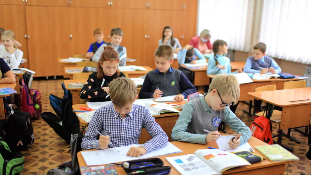 Выплату в 15 тыс. рублей на ребенка к школе предложили сделать обязательной - Информационный портал "Бийский рабочий", 11.07.2026