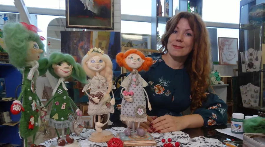 В предновогодние дни в Бийске откроется уникальная выставка кукол  