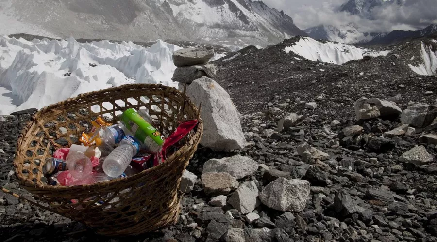 После туристов: из Алтайских гор вывезли более 18 тонн мусора