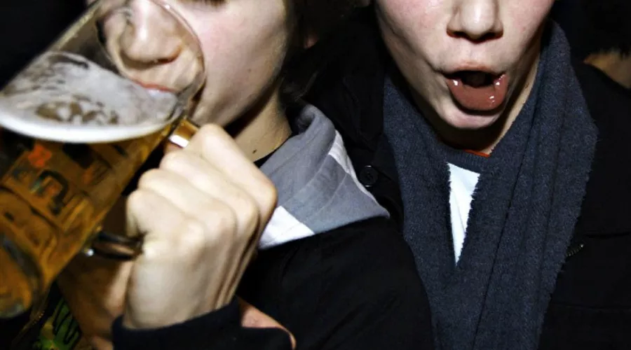 Бийские подростки стали чаще выпивать в ночных барах города