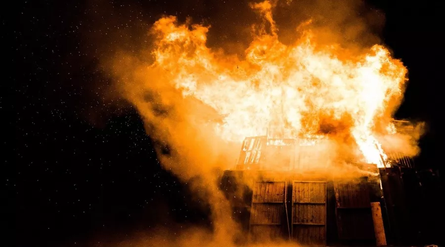 За новогодние праздники в Алтайском крае на пожарах погибли 12 человек 
