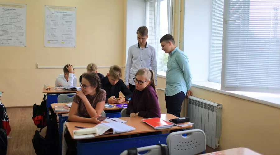 Школы Алтайского края начали третью четверть очно