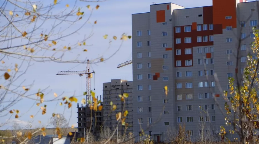 В Алтайском крае резко сократили объем строящегося жилья 