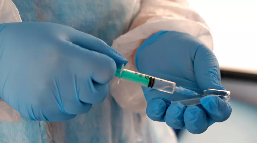 В одной из больниц Бийска закончилась вакцина от COVID-19