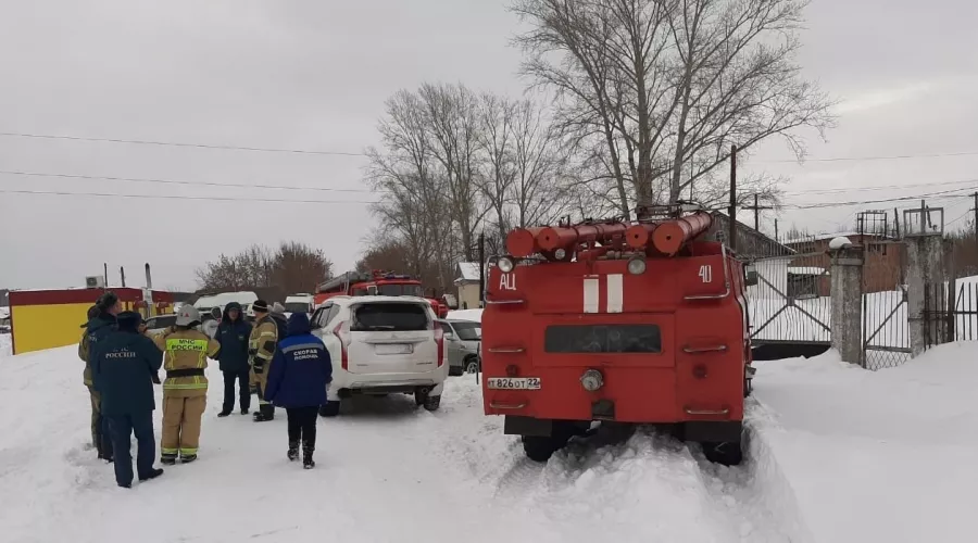 Семьи погибших при сходе снега с крыши в Алтайском крае получат компенсации