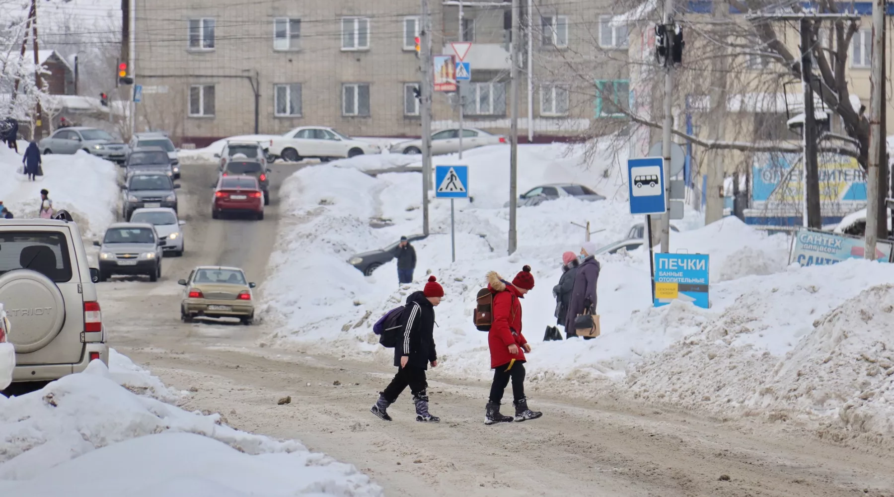 После коллапса в Бийске прокуратура внесла предписания мэру и дорожникам