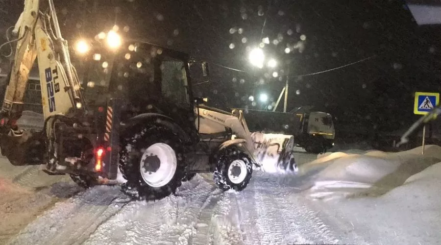 В администрации Бийска рассказали, как боролись со снежным коллапсом 